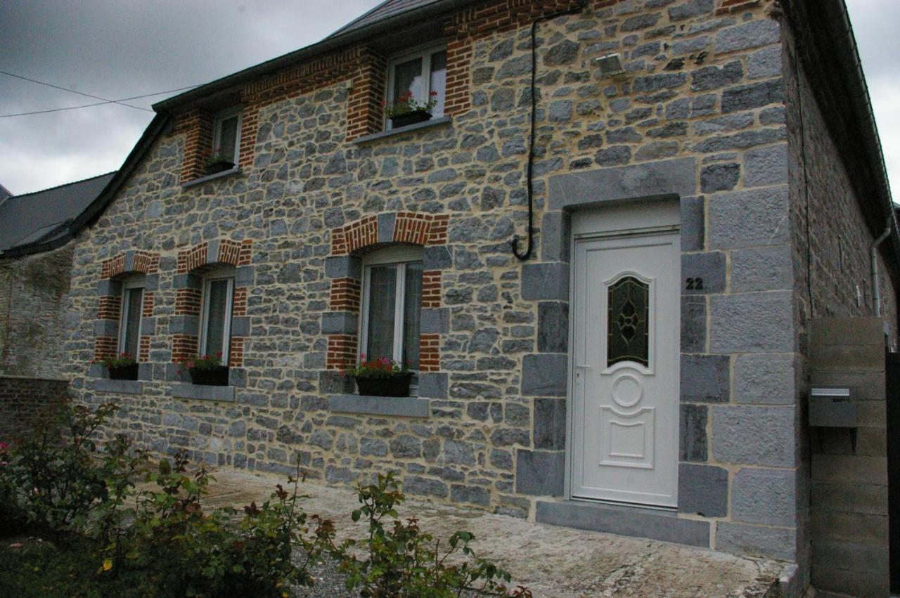 Au Charme D'Antan Bed & Breakfast Féron Eksteriør bilde
